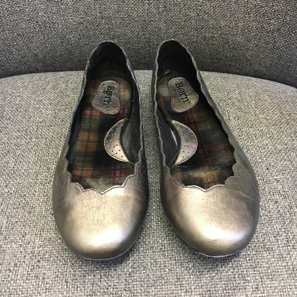 Born Allie Scalloped Ballet Flat, size 7.5